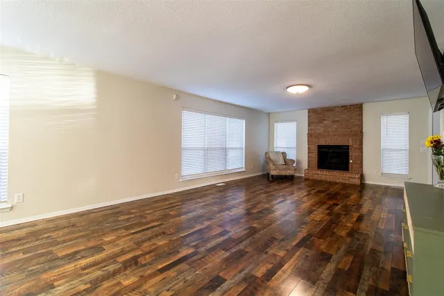 Photo 6 — 1909 Dorchester Road, Oklahoma City, OK 73130