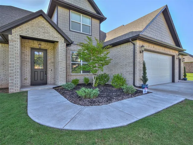 Photo 3 — 14608 Lockton Drive, Jones, OK 73049