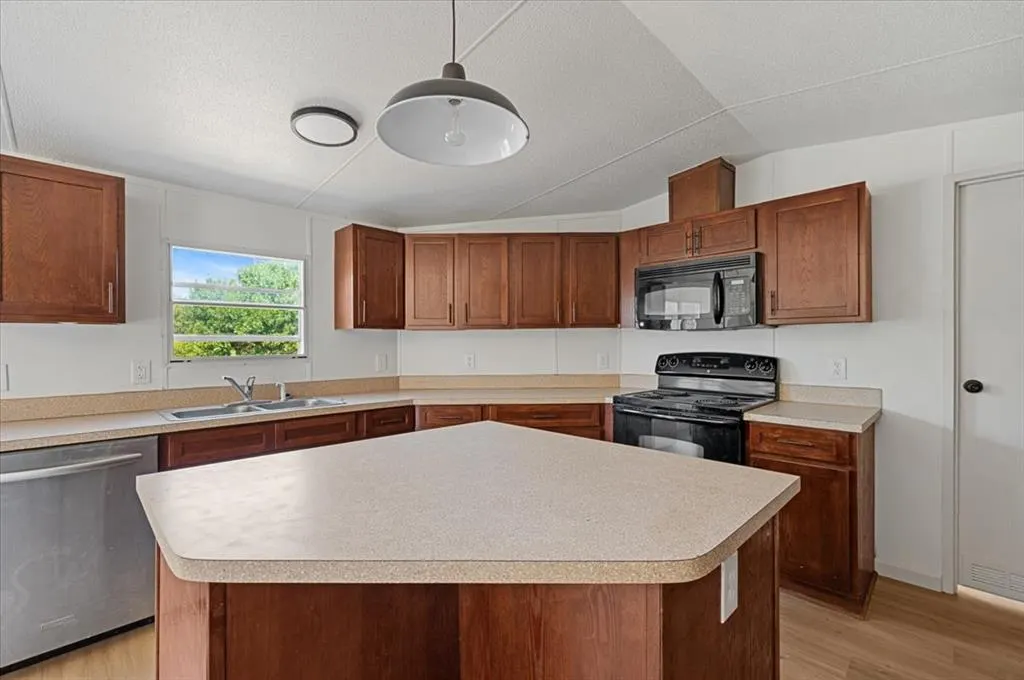 Photo 9 — 13000 Antelope Road, Luther, OK 73054