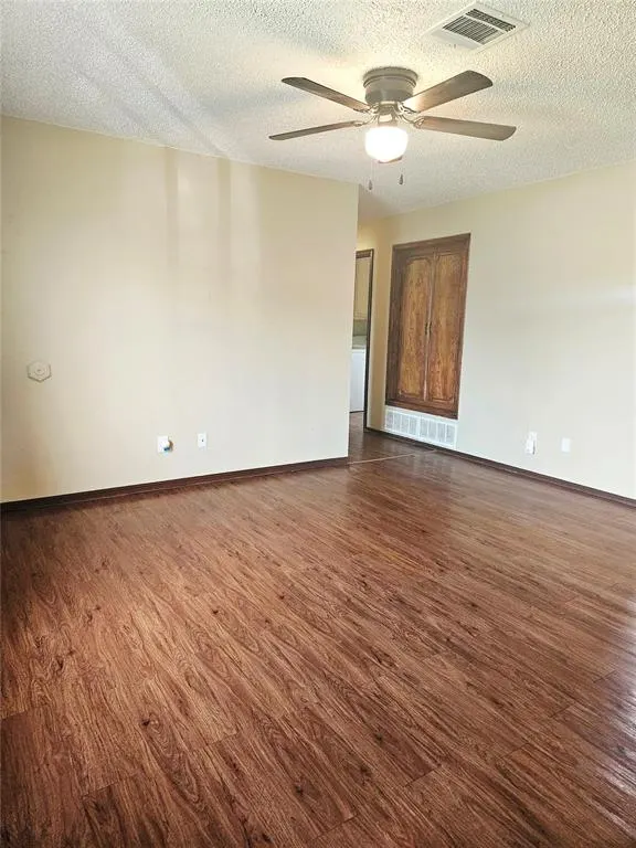 Photo 4 — 1412 Glenda Street, Altus, OK 73521