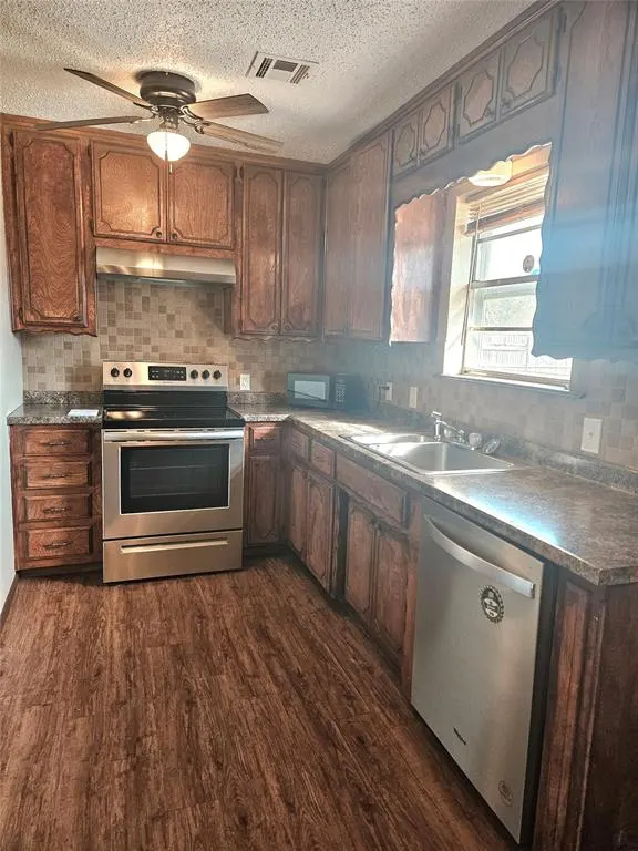 Photo 6 — 1412 Glenda Street, Altus, OK 73521