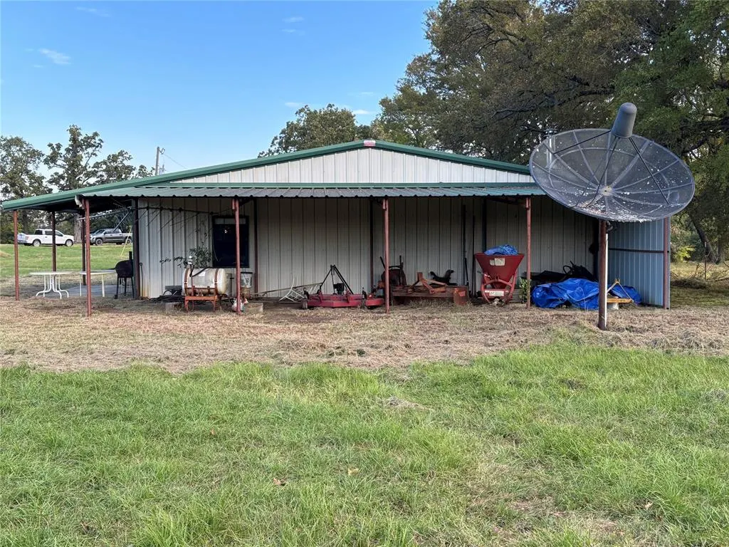 Photo 6 — 1965 Starlight Lane, Bennington, OK 74723