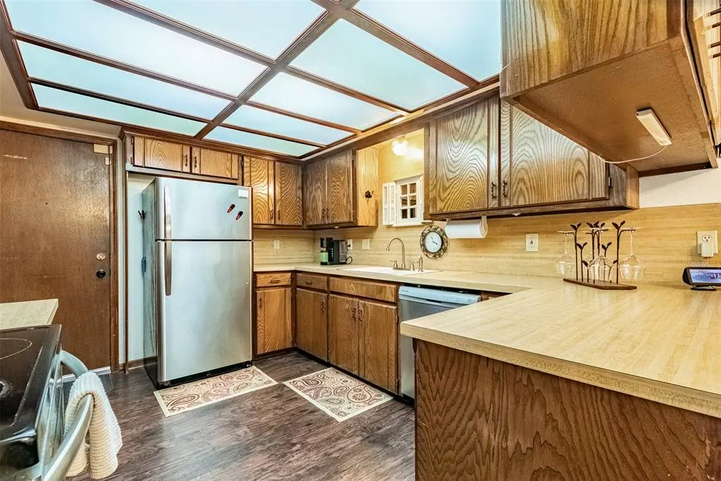 Photo 6 — 4704 Hemlock Lane, Oklahoma City, OK 73162
