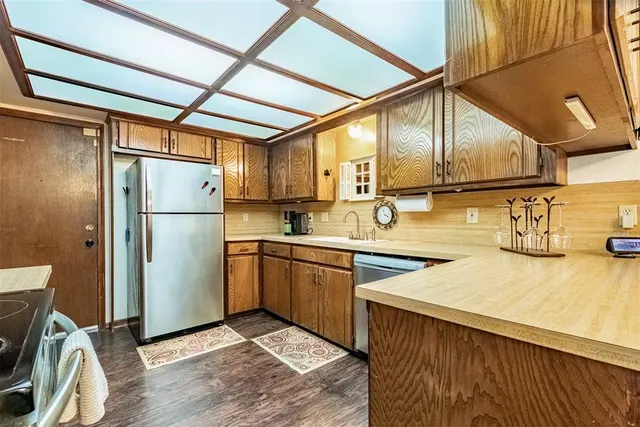 Photo 6 — 4704 Hemlock Lane, Oklahoma City, OK 73162