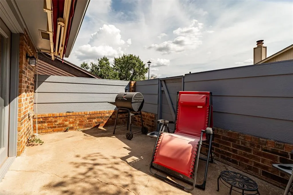 Photo 15 — 4704 Hemlock Lane, Oklahoma City, OK 73162
