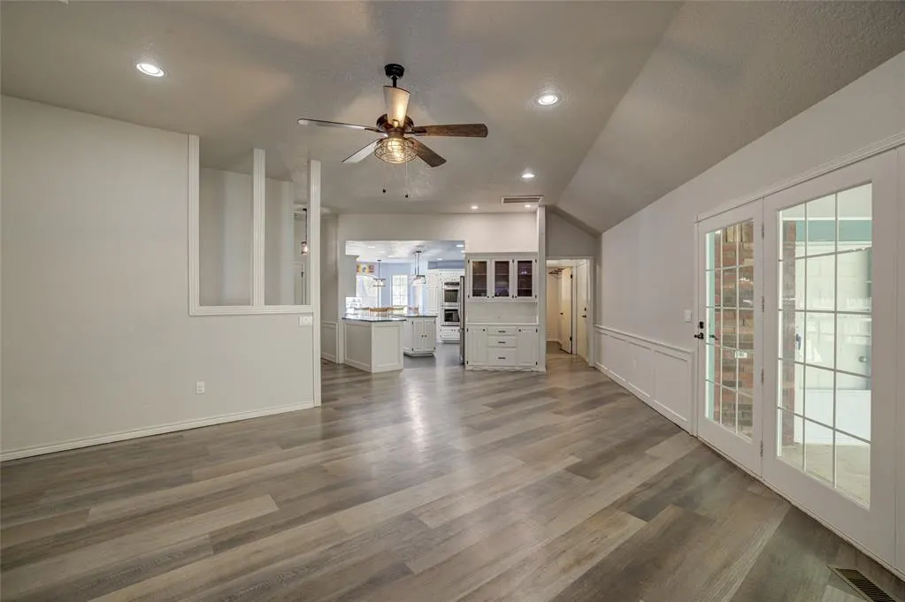 Photo 19 — 1700 Strawberry Hill, Midwest City, OK 73130