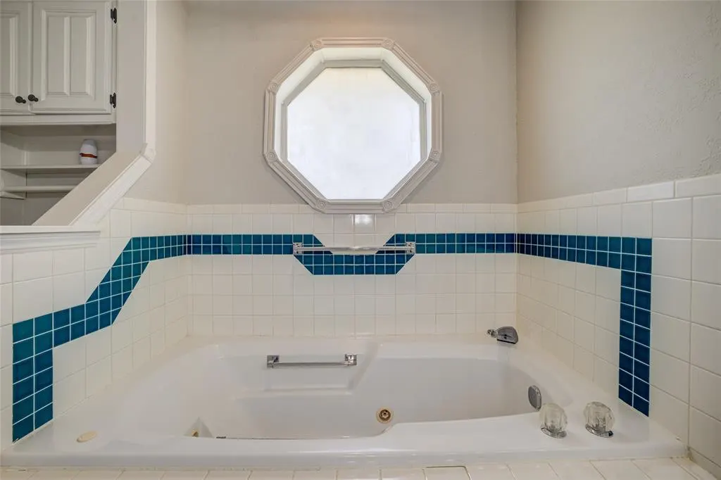 Photo 24 — 1700 Strawberry Hill, Midwest City, OK 73130