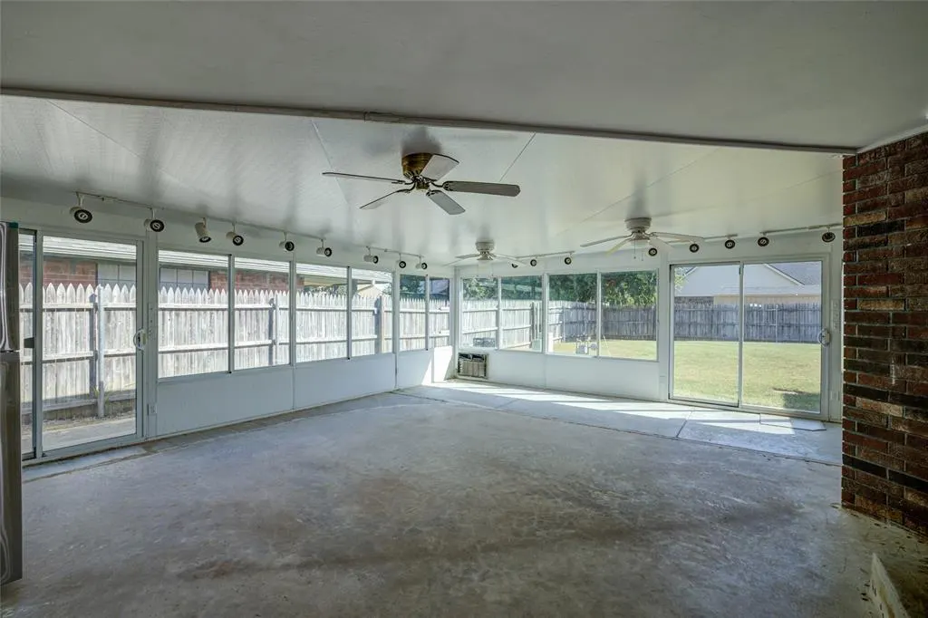Photo 34 — 1700 Strawberry Hill, Midwest City, OK 73130