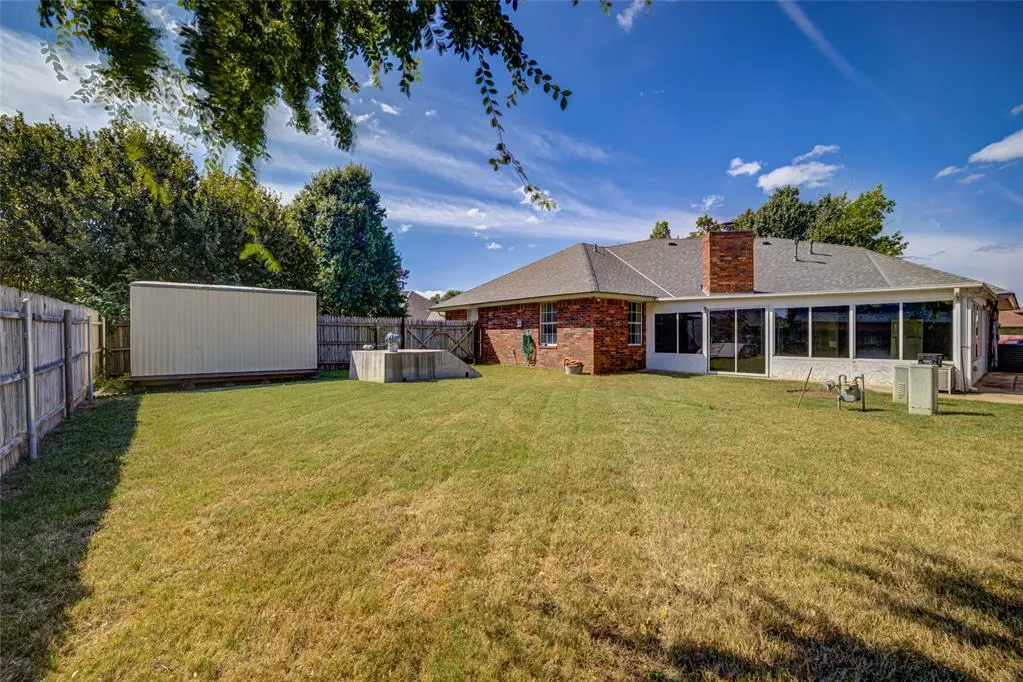 Photo 37 — 1700 Strawberry Hill, Midwest City, OK 73130