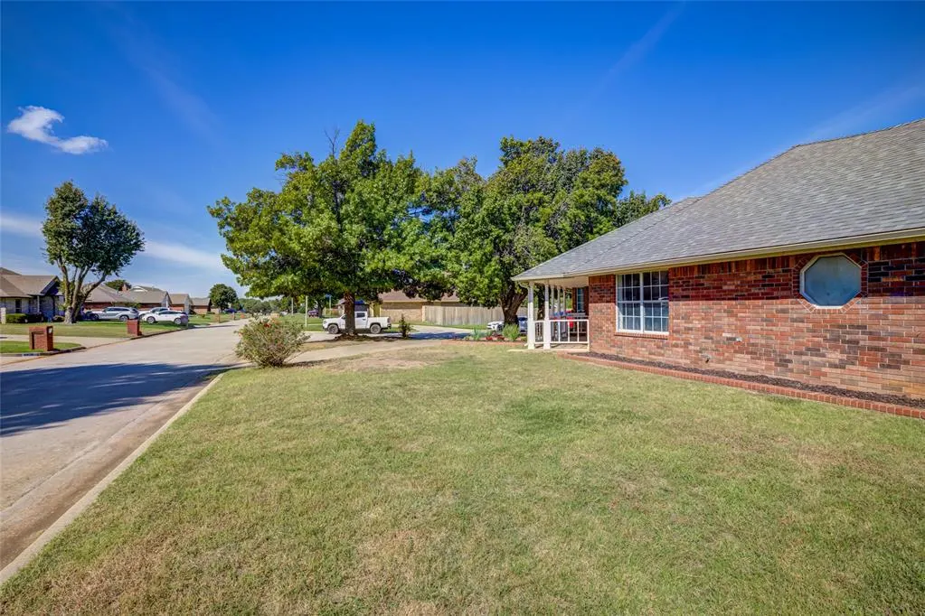 Photo 40 — 1700 Strawberry Hill, Midwest City, OK 73130