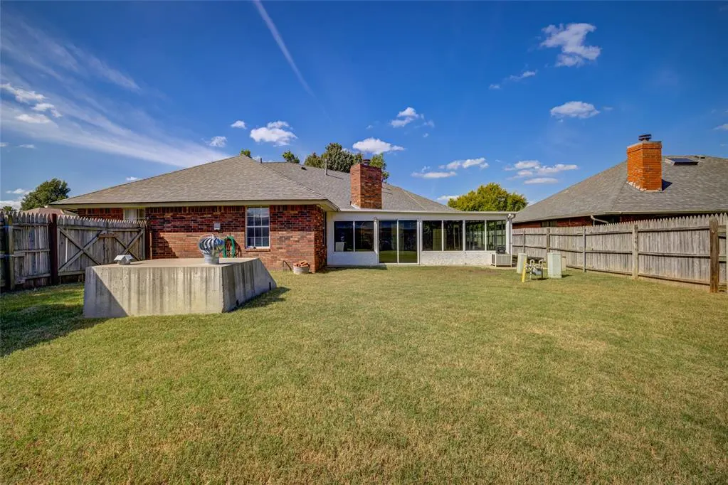 Photo 36 — 1700 Strawberry Hill, Midwest City, OK 73130