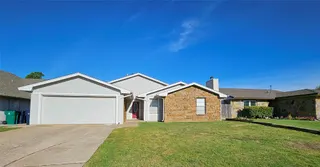 Sold home at 10029 S Fairview Drive