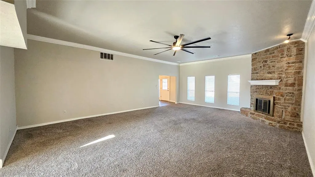 Photo 5 — 10029 S Fairview Drive, Oklahoma City, OK 73159
