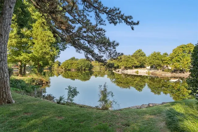 Photo 4 — 11201 Blue Stem Drive, Oklahoma City, OK 73162