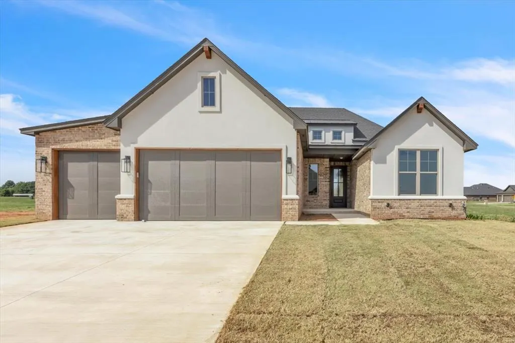 Front exterior — 1657 Autumn Lane Court, Newcastle, OK 73065