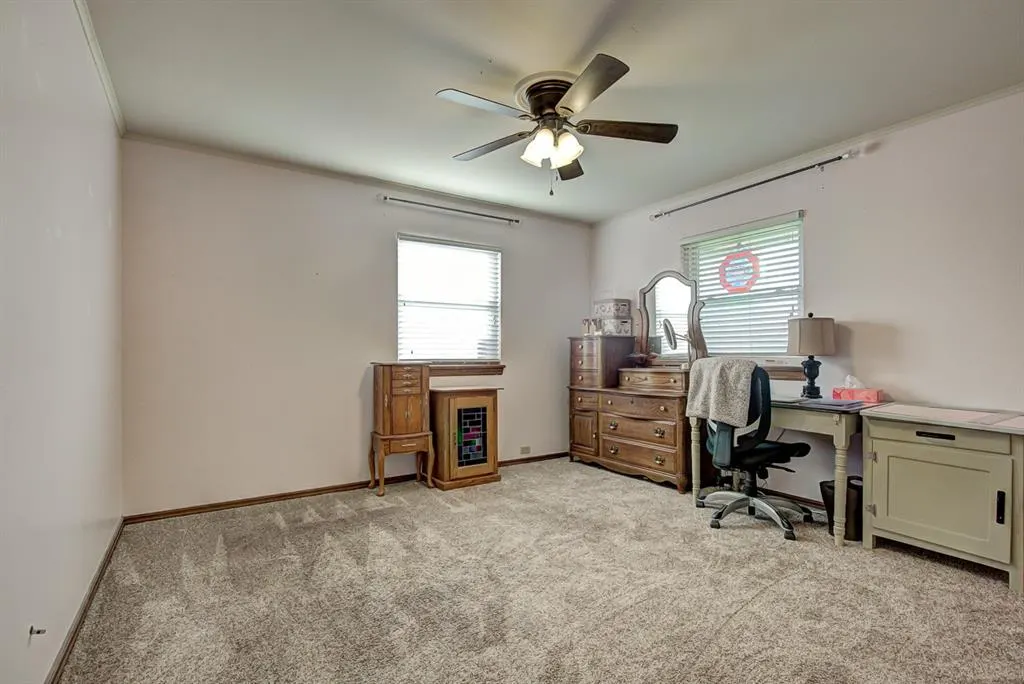 Photo 12 — 1906 Seneca Avenue, Enid, OK 73703