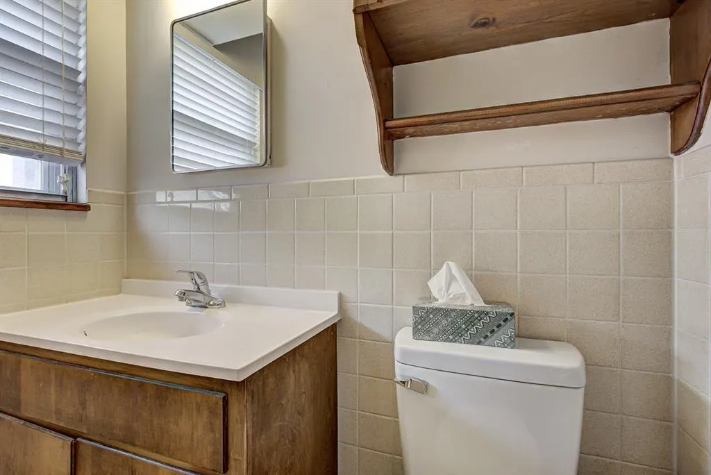 Photo 15 — 1906 Seneca Avenue, Enid, OK 73703