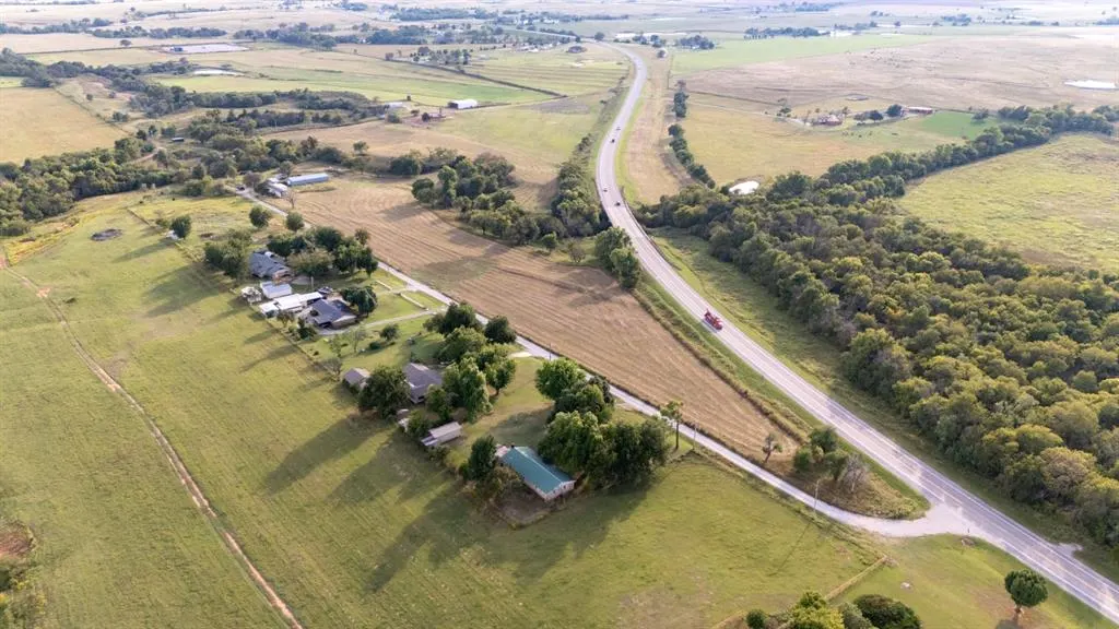 Photo 2 — 1628 CS 2830, Amber, OK 73004