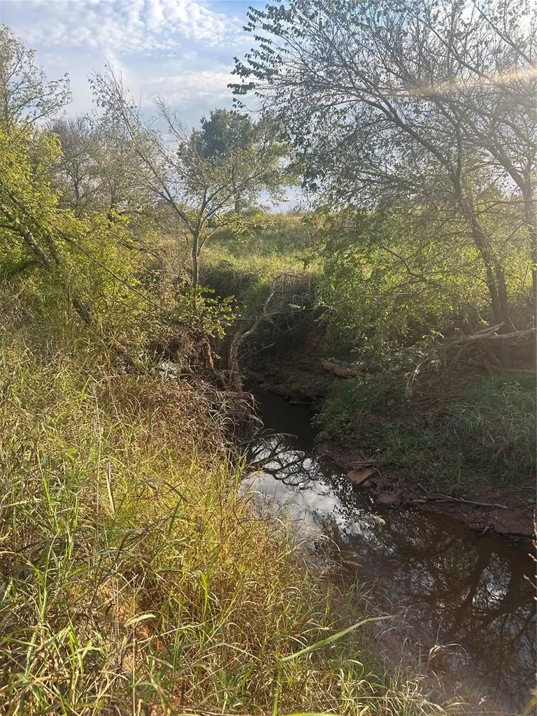 Photo 9 — 1628 CS 2830, Amber, OK 73004
