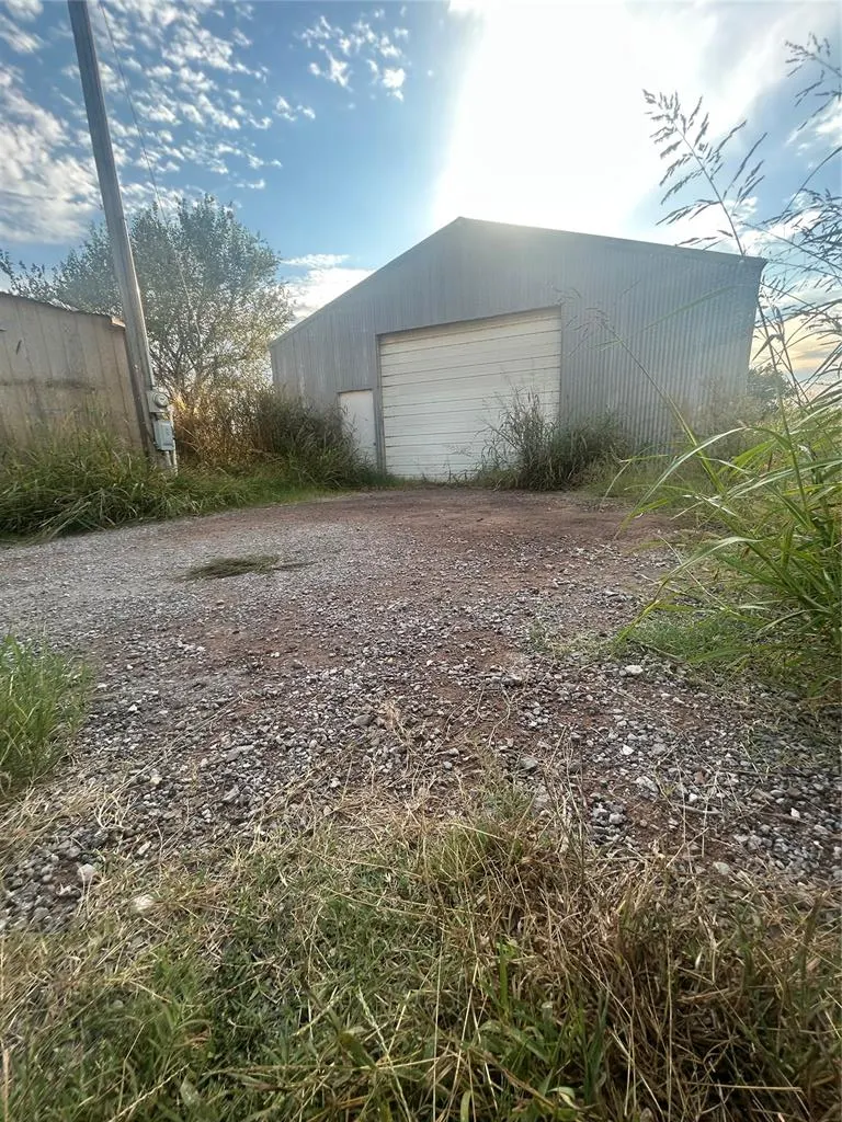 Photo 11 — 1628 CS 2830, Amber, OK 73004