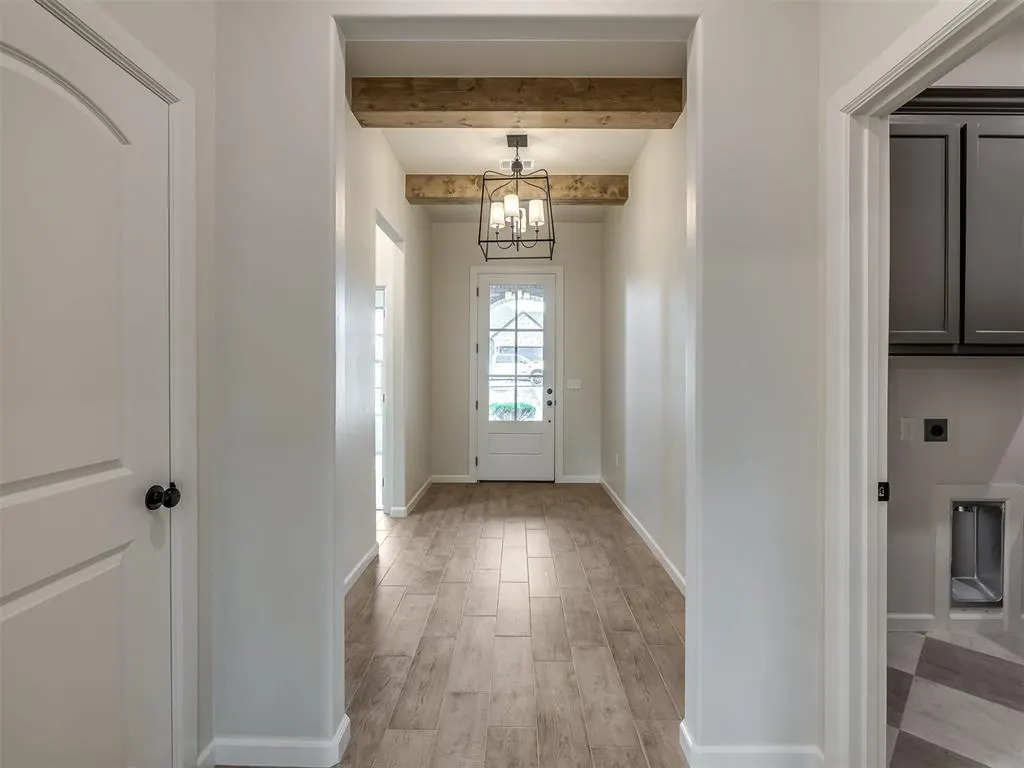 Photo 5 — 8104 Goldfinch Drive, Guthrie, OK 73044