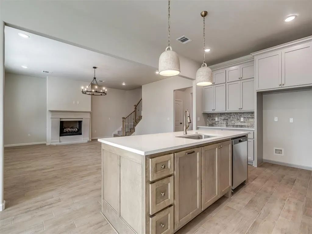 Photo 18 — 8104 Goldfinch Drive, Guthrie, OK 73044