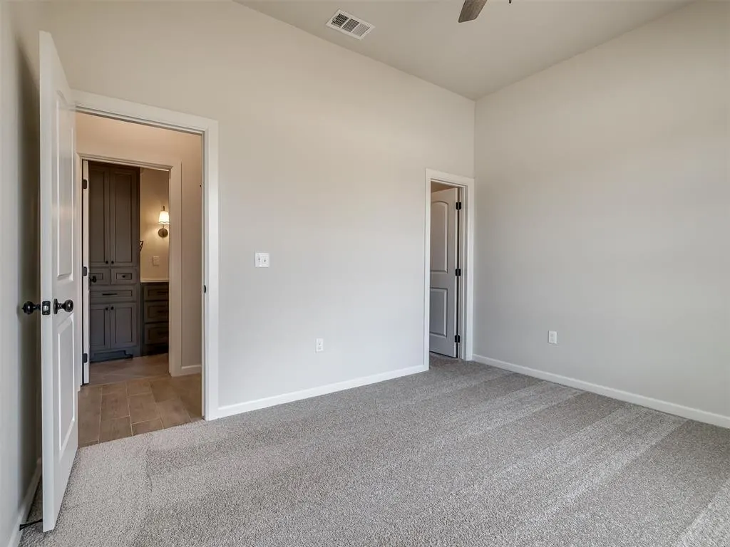 Photo 33 — 8104 Goldfinch Drive, Guthrie, OK 73044