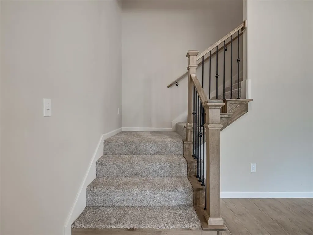 Photo 35 — 8104 Goldfinch Drive, Guthrie, OK 73044