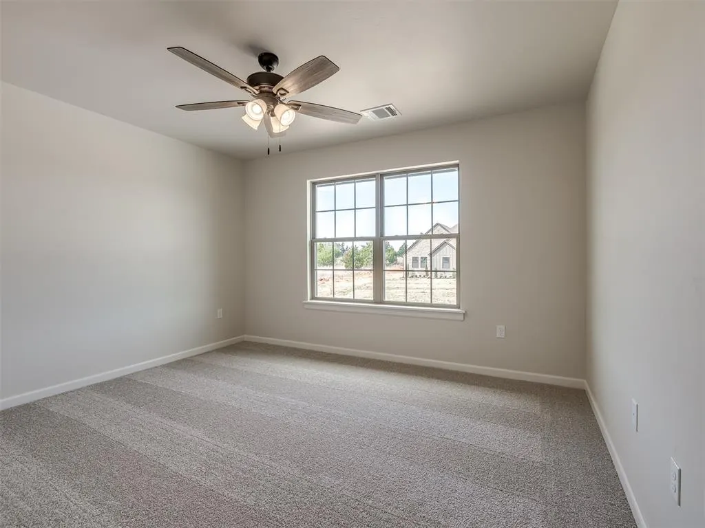 Photo 40 — 8104 Goldfinch Drive, Guthrie, OK 73044