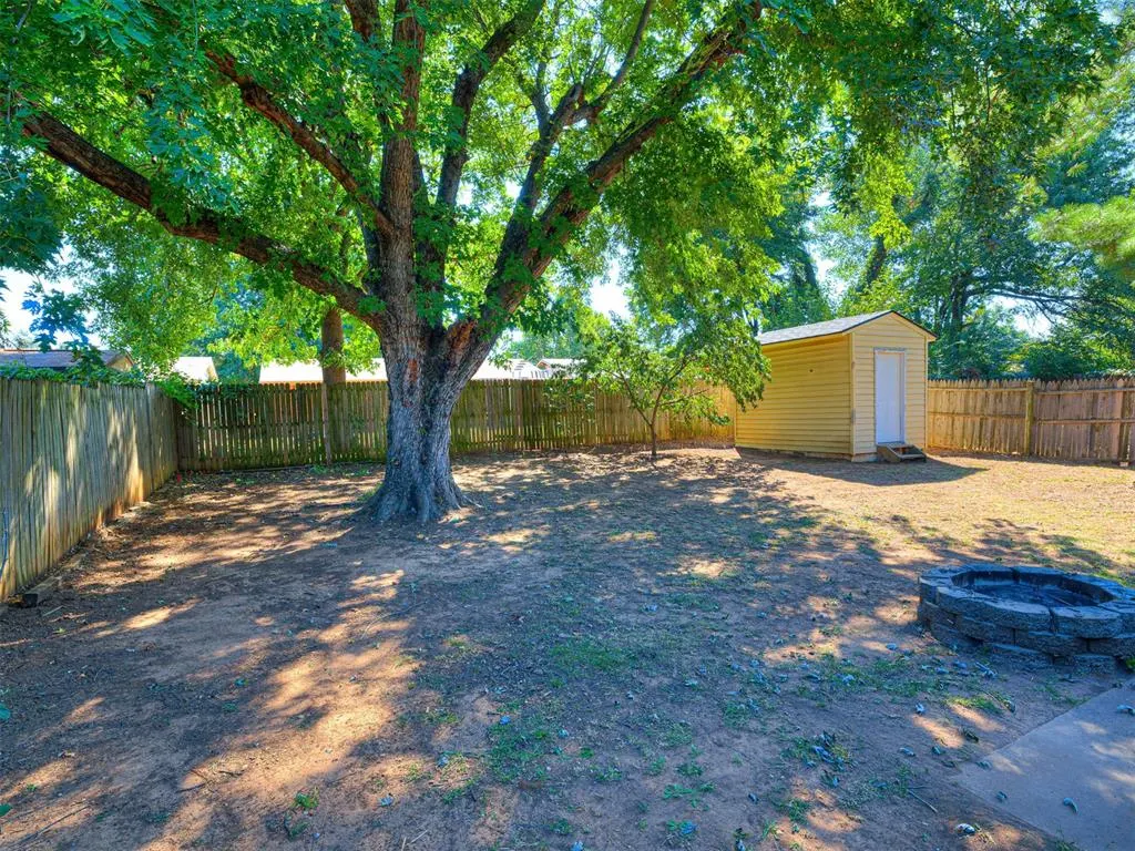 Photo 4 — 724 Red Oak Terrace, Edmond, OK 73003
