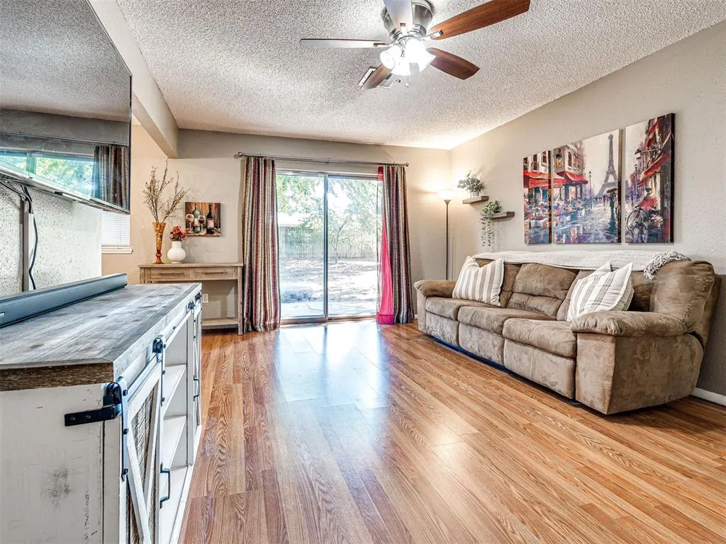 Photo 9 — 724 Red Oak Terrace, Edmond, OK 73003