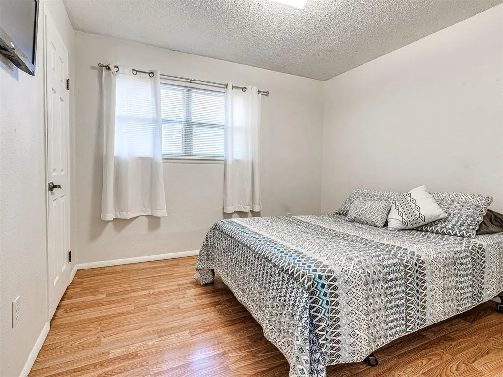 Photo 21 — 724 Red Oak Terrace, Edmond, OK 73003