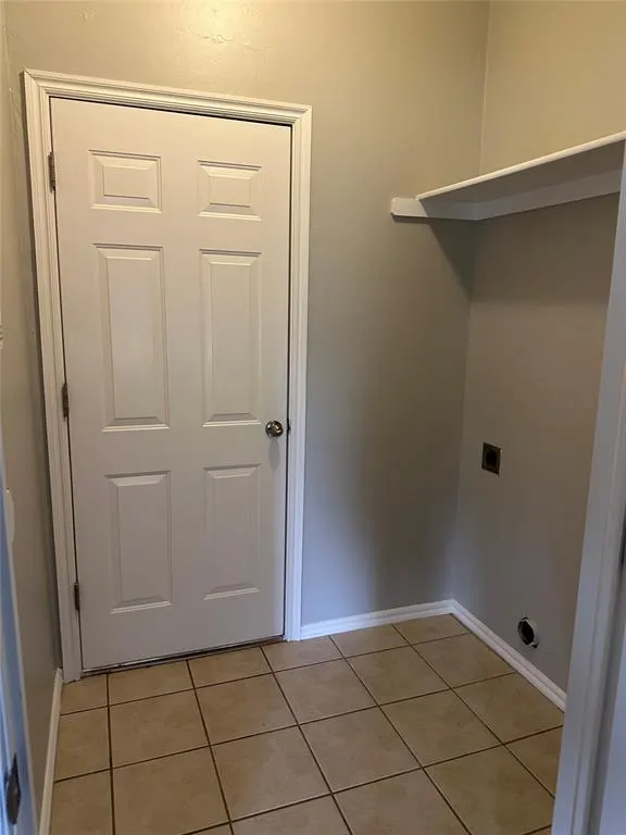 Photo 2 — 6017 SE 70th Street, Oklahoma City, OK 73135
