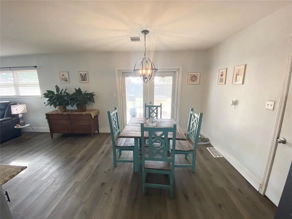 Photo 11 — 921 Cherokee Street, Seminole, OK 74868