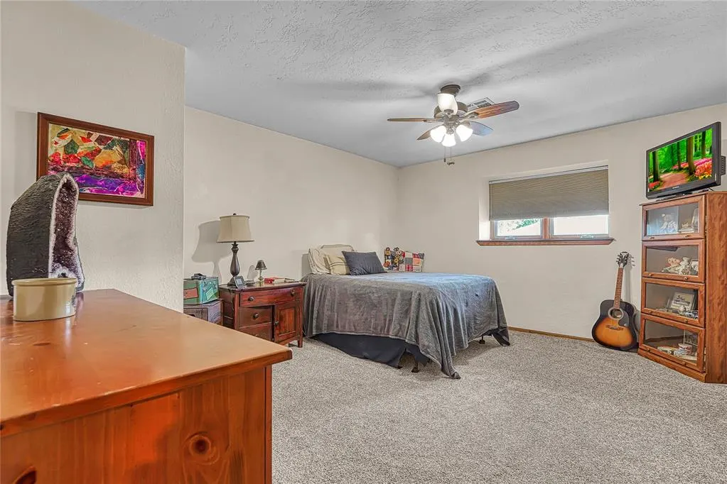 Photo 12 — 1407 Dalton Avenue, Elk City, OK 73644