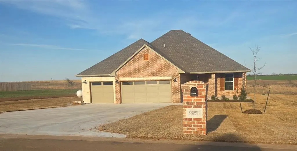Front exterior — 9078 Avington Way, Guthrie, OK 73044