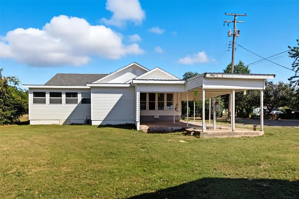Photo 19 — 709 S Dewey Avenue, Chandler, OK 74834