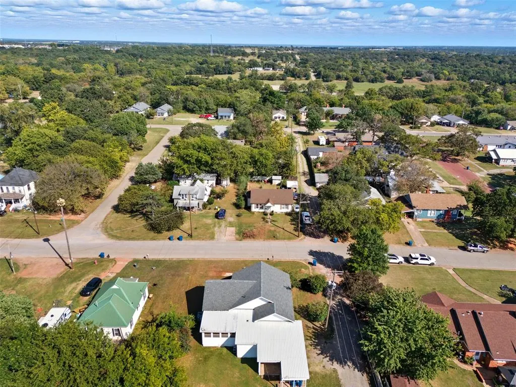 Photo 22 — 709 S Dewey Avenue, Chandler, OK 74834