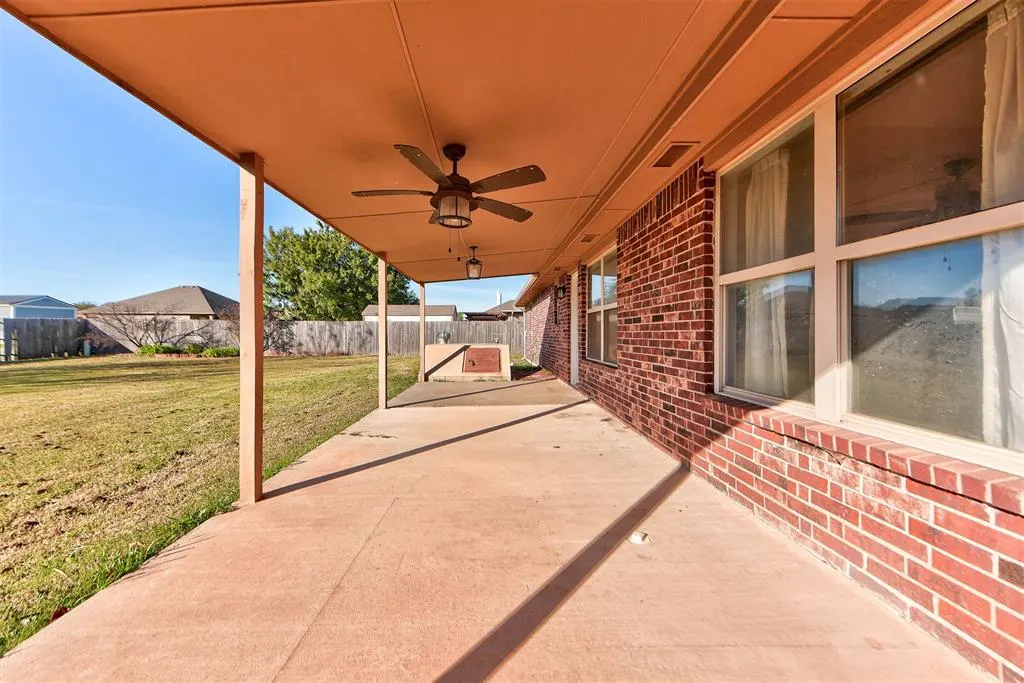 Photo 18 — 14 W west comanche ave Avenue, Cashion, OK 73016