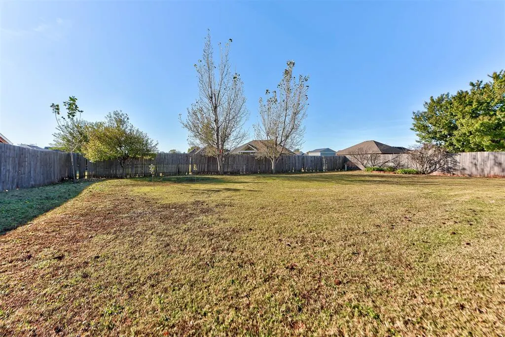 Photo 19 — 14 W west comanche ave Avenue, Cashion, OK 73016