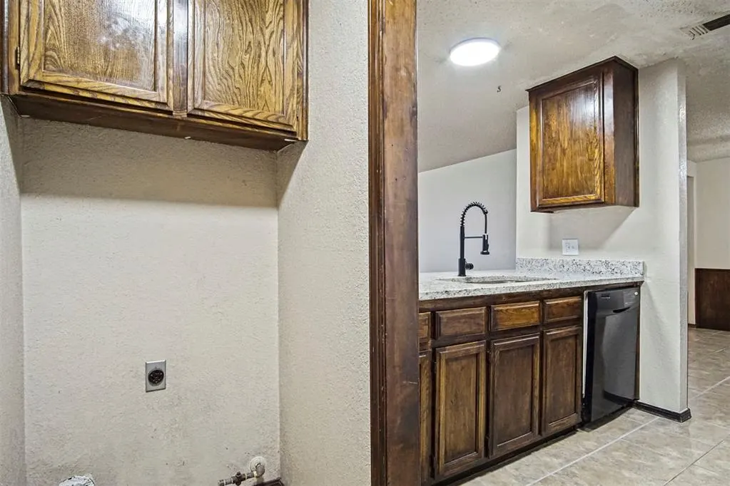Photo 11 — 7707 NW 113th Place, Oklahoma City, OK 73162