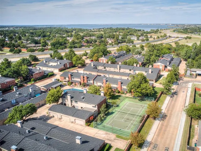 Photo 4 — 6500 N Grand Boulevard 119, Oklahoma City, OK 73116