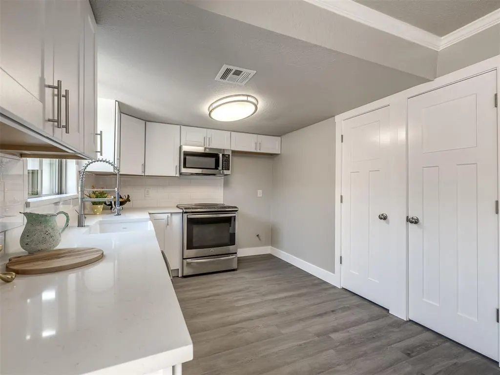 Photo 15 — 6500 N Grand Boulevard 119, Oklahoma City, OK 73116