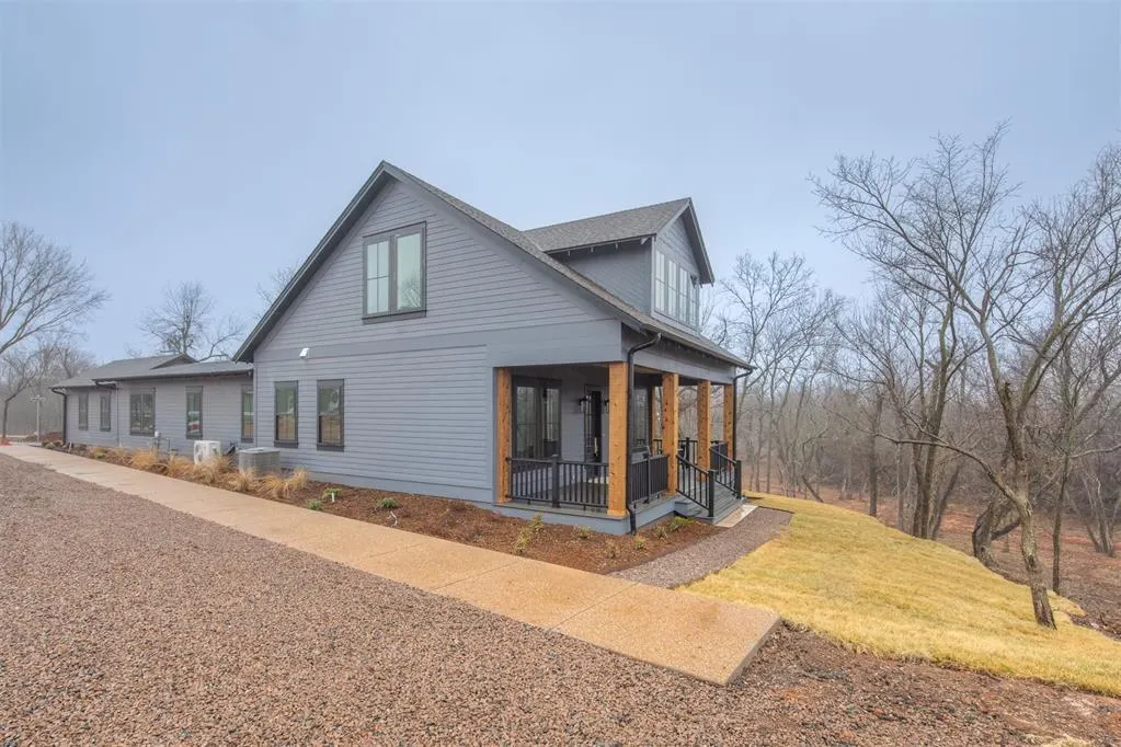Photo 2 — 29371 Cottage Woods, Norman, OK 73072