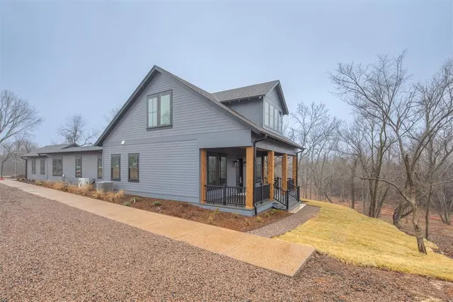 Photo 2 — 29371 Cottage Woods, Norman, OK 73072