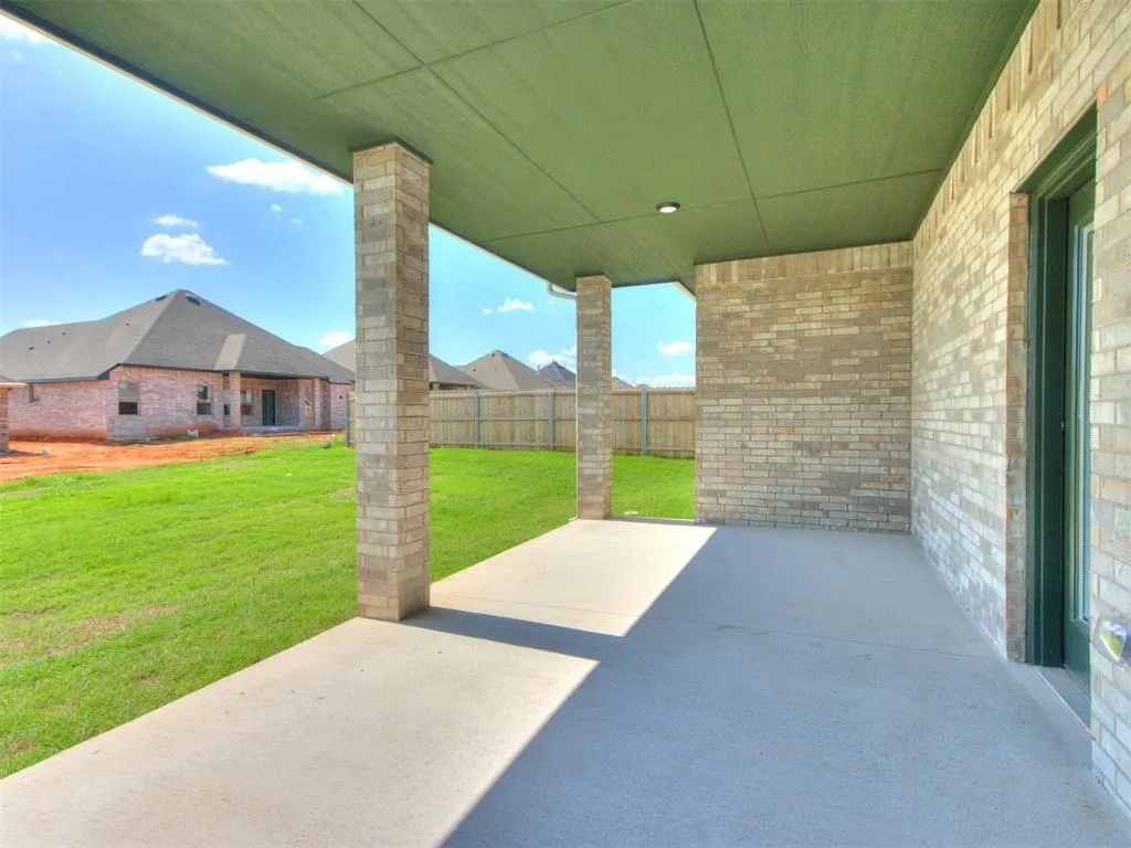 Photo 7 — 9220 SW 43rd Street, Oklahoma City, OK 73179