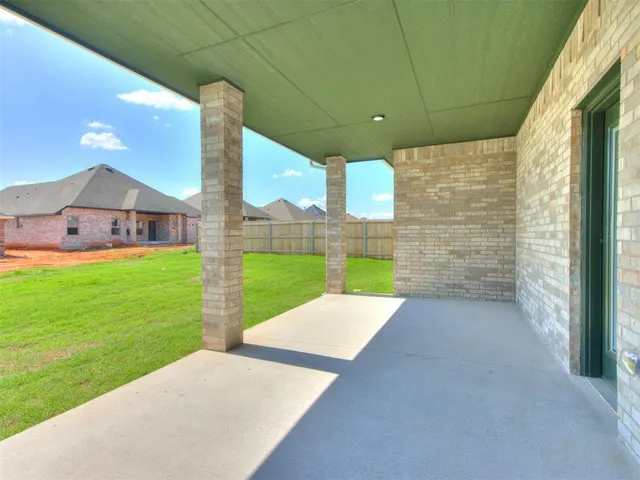 Photo 7 — 9220 SW 43rd Street, Oklahoma City, OK 73179