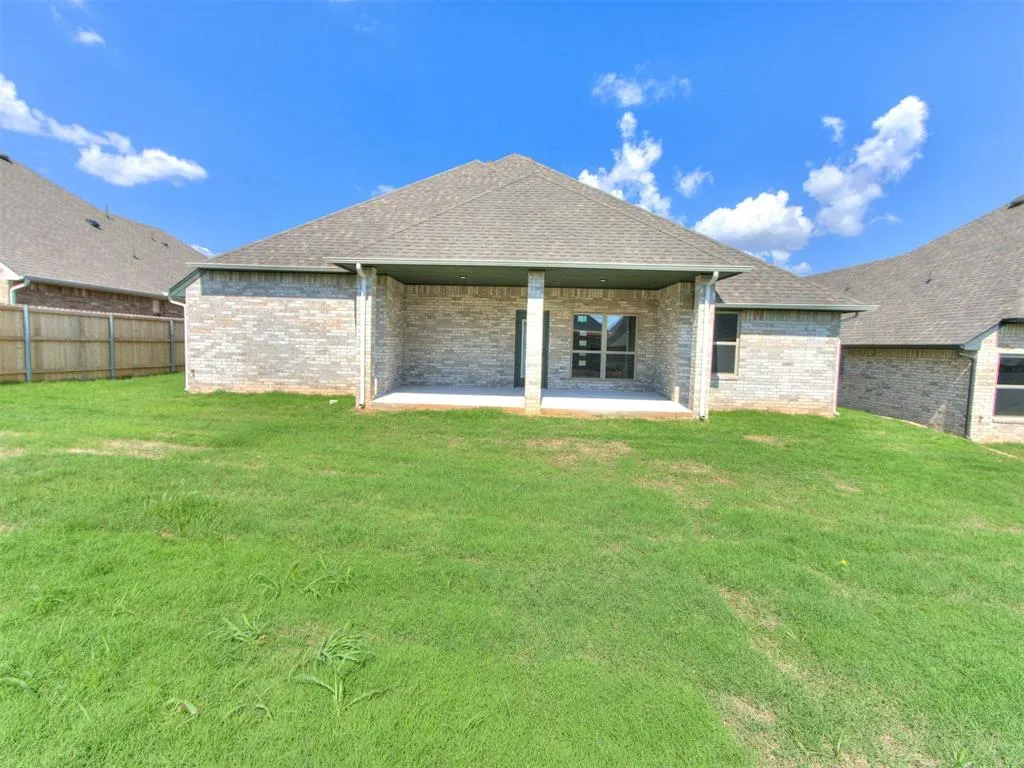 Photo 9 — 9220 SW 43rd Street, Oklahoma City, OK 73179
