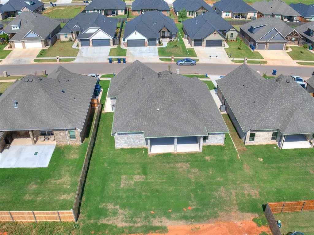 Photo 12 — 9220 SW 43rd Street, Oklahoma City, OK 73179