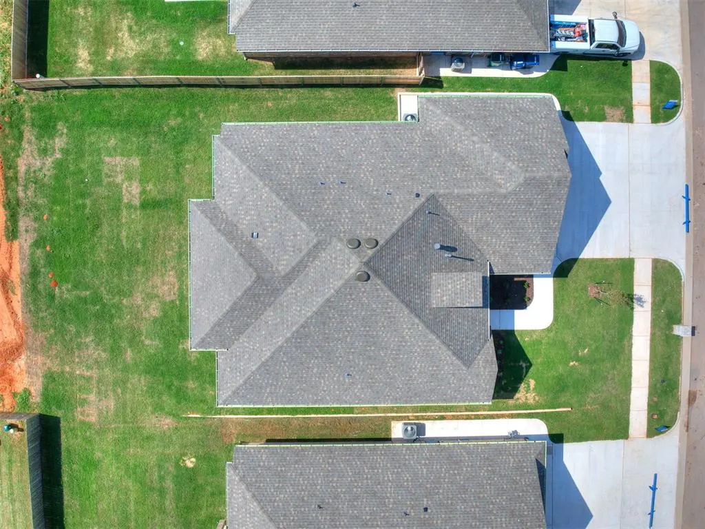 Photo 14 — 9220 SW 43rd Street, Oklahoma City, OK 73179